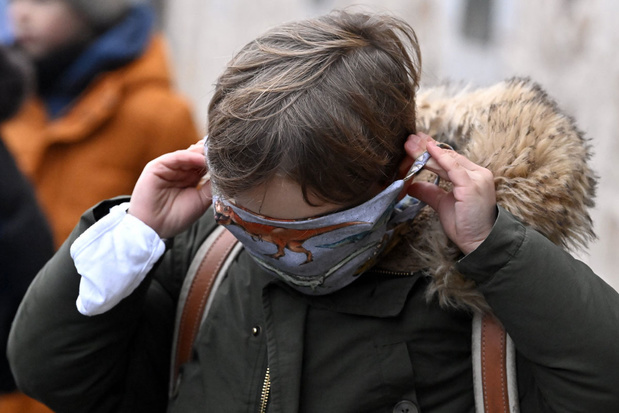 'Mondmaskers vanaf 6 jaar in scholen: is er wel sprake van een verplichting?'
