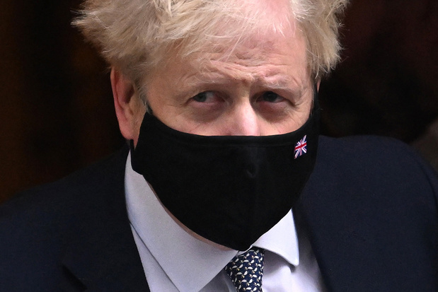 Englué dans le "partygate", Boris Johnson lutte pour sa survie politique