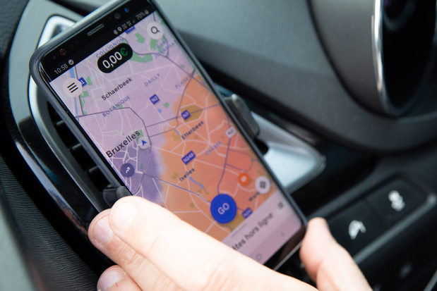 Uber-app verboden in Brussel, chauffeurs komen op straat