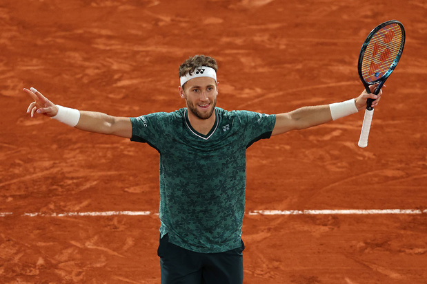 Roland-Garros: Casper Ruud rejoint Rafael Nadal en finale, sa première en Grand Chelem
