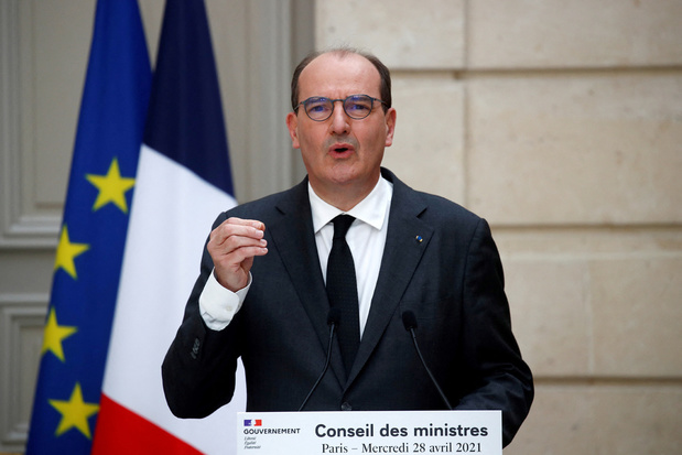 Franse regering belooft korting aan de pomp: 'negen euro per volle tank'