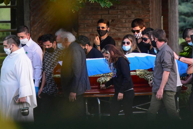 Maradona: huit professionnels de santé jugés pour homicide involontaire