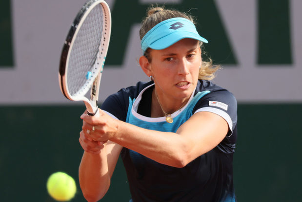 Elise Mertens naar achtste finales in Roland Garros na tweesetter