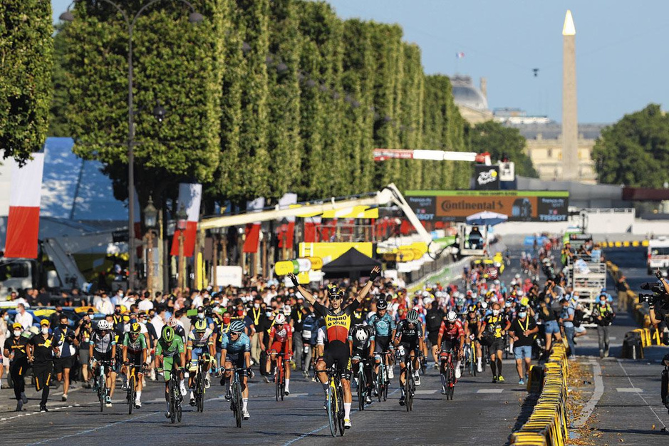 Alles over de 21e rit van de Tour: een nieuwe dubbel voor Wout van Aert in Parijs?