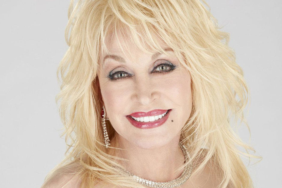 A Holly Dolly Christmas: welkom in het (podcast)universum van Dolly Parton