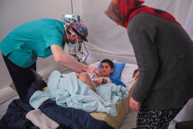 Séisme en Turquie: la Belgique fait don de son hôpital de campagne