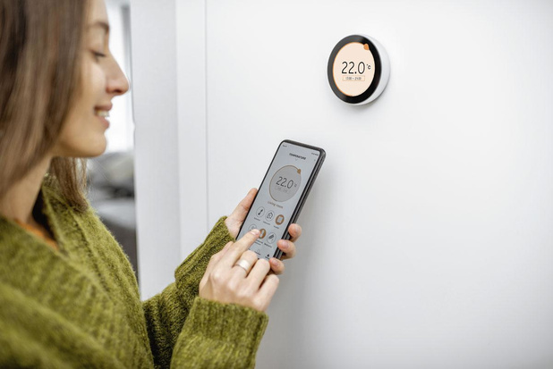 Faire des économies avec un thermostat connecté