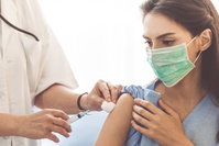 Covid: les fédérations du secteur des soins de santé demandent une vaccination obligatoire