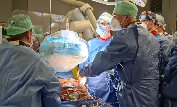 Des cardiologues belges ont placé une valve artificielle sans opération à coeur ouvert