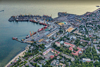 Moscou fait partir d'un port occupé un premier navire chargé de céréales ukrainiens