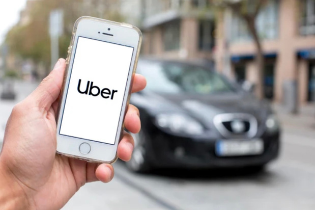 Arbeidsrechtbank: 'Uber-chauffeur heeft wel degelijk zelfstandigenstatuut'