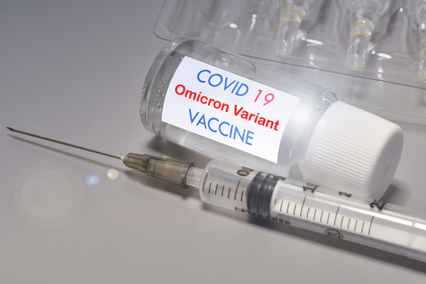 Variant Omicron: Pfizer, J&J et Moderna travaillent déjà à une version adaptée du vaccin
