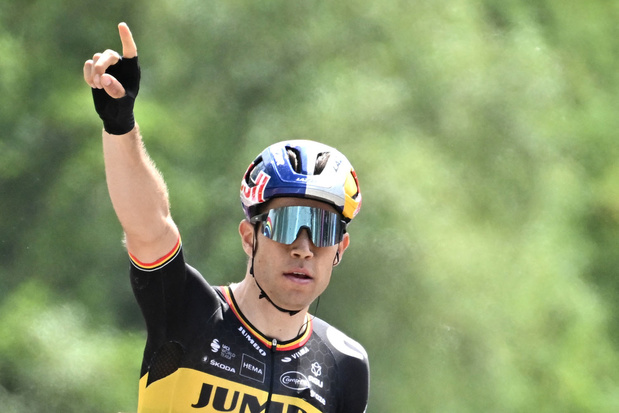 Meteen raak: Wout van Aert wint eerste rit Critérium du Dauphiné