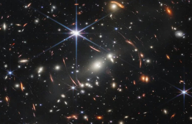 Première image du télescope James Webb, la plus profonde de l'Univers jamais prise