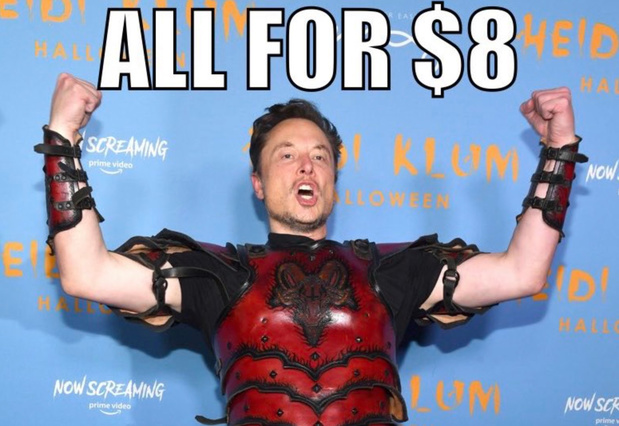 Elon Musk wil gebruikers 8 dollar per maand laten betalen voor blauw vinkje