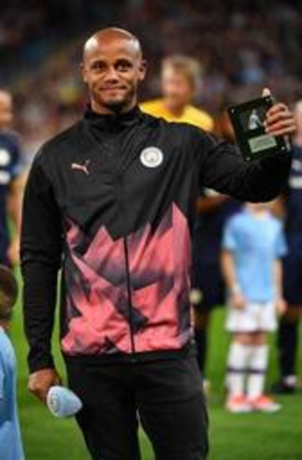 Vincent Kompany blessé mais content et ému pour son jubilé avec Manchester City