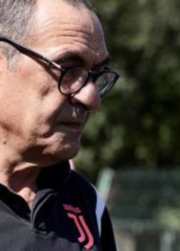 L'entraîneur de la Juventus Maurizio Sarri victime d'une pneumonie