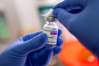 La Région bruxelloise augmente son stock de vaccins pour assurer la deuxième dose d'AstraZeneca