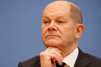 Olaf Scholz, le nouveau chancelier qui referme l'ère Merkel