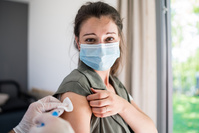 Covid: l'Autriche suspend la loi sur la vaccination obligatoire