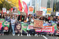 Le grand retour des marches pour le climat: 25.000 personnes à Bruxelles