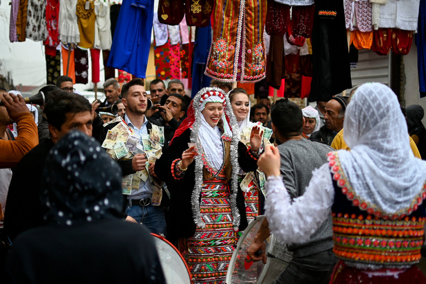 Dans le village de Ribnovo en Bulgarie, la minorité musulmane perpétue un mystérieux rite nuptial ancestral