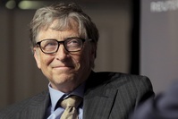 Bill Gates répond à ceux qui l'accusent de la pandémie