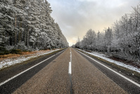 Alerte jaune sur les routes de trois provinces wallonnes en raison de neige