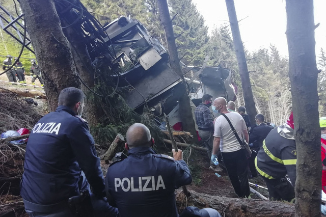Un incidente in funivia in Italia ha ucciso 14 persone