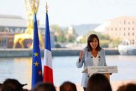 Anne Hidalgo, la maire de Paris, officialise sa candidature présidentielle