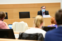 Coronavirus: devant la commission spéciale, Yves Van Laethem défend l'OMS