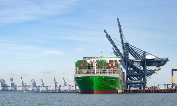 Achtdaagse staking in grootste Britse containerhaven van start