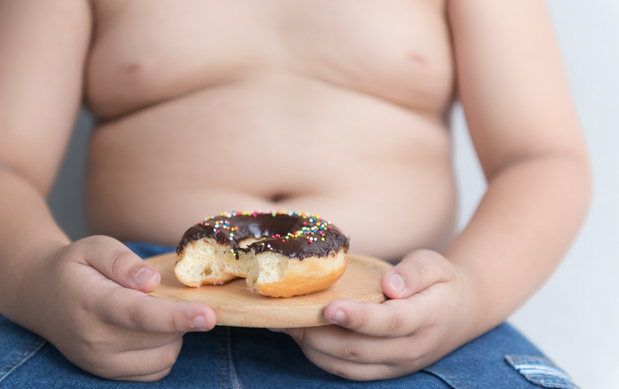 Obesitas tijdens de adolescentie correleert met een hoger risico op kanker op middelbare leeftijd
