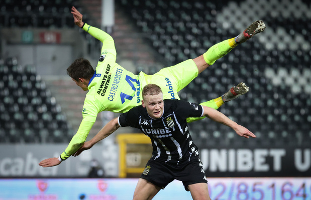 Charleroi en Gent spelen doelpuntloos gelijk