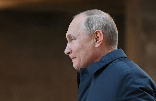 Poutine entend mieux armer la Russie contre les cyber-attaques
