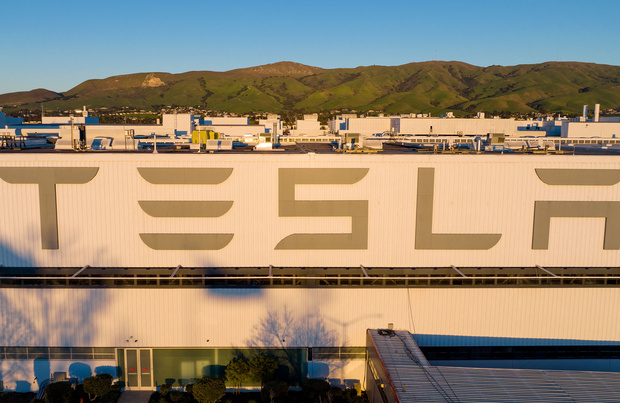 Tesla: que se passe-t-il dans son usine californienne ?