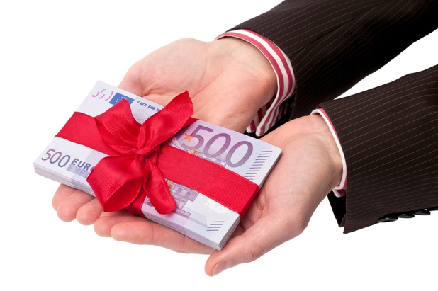 Geld geven: cadeau of schenking?