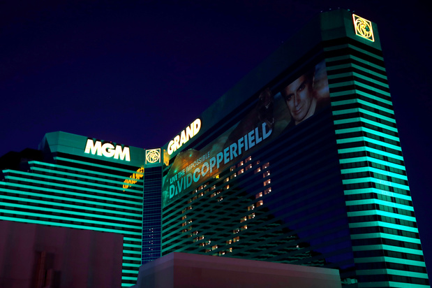 mgm casino hours today