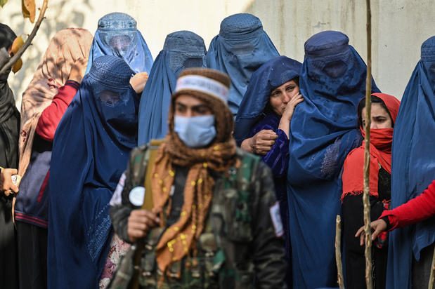 Afghanistan: Le chef des talibans veut s'attaquer aux mariages forcés