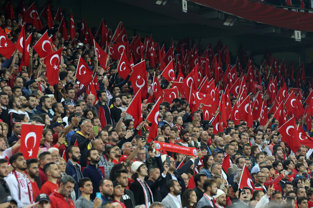 Spanningen voor EK-kwalificatieduel tussen Frankrijk en Turkije: 'Turken uit heel Europa verwacht'
