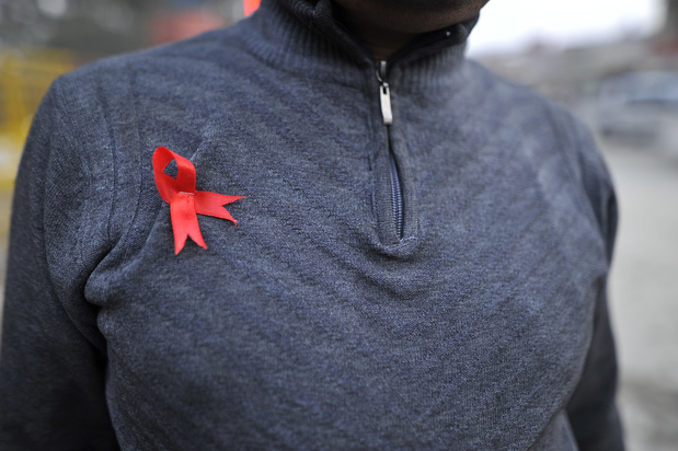 Transmission 'sans précédent' d'une souche VIH hautement pharmacorésistante en France