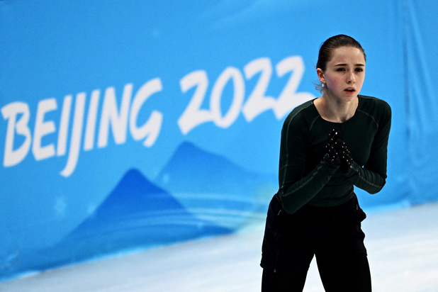 Geen schorsing na positieve dopingtest: Russische kunstschaatsster Kamila Valieva (15) mag starten op Winterspelen