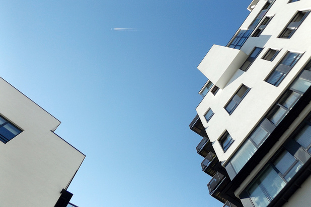 Prijzen van nieuwe appartementen in Brussel rijzen de pan uit: bekijk de evolutie van de vraagprijzen