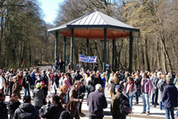Des centaines de personnes manifestent au Bois de la Cambre contre les mesures corona (photos)