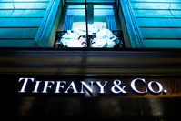 Les actionnaires de Tiffany approuvent le mariage avec LVMH