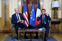 A Rome, Biden ne ménage pas ses efforts pour surmonter la brouille avec la France