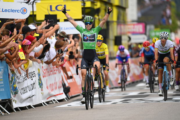 Tour de France Femmes: Lorena Wiebes is oppermachtig en snelt naar tweede zege