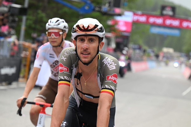 Dries De Bondt rondt vroege vlucht af met Giro-etappezege