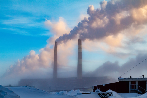 Ruim 300 ton diesel geruimd uit vervuild natuurgebied in Arctische Oceaan