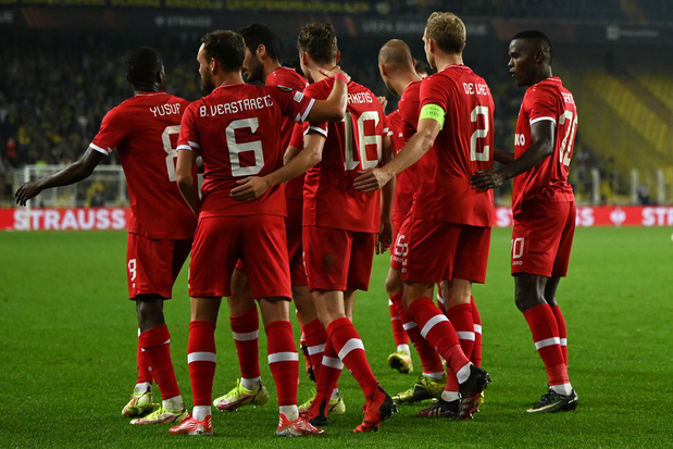 Europa League: Antwerp sprokkelt eerste puntje, Genk onderuit tegen West Ham